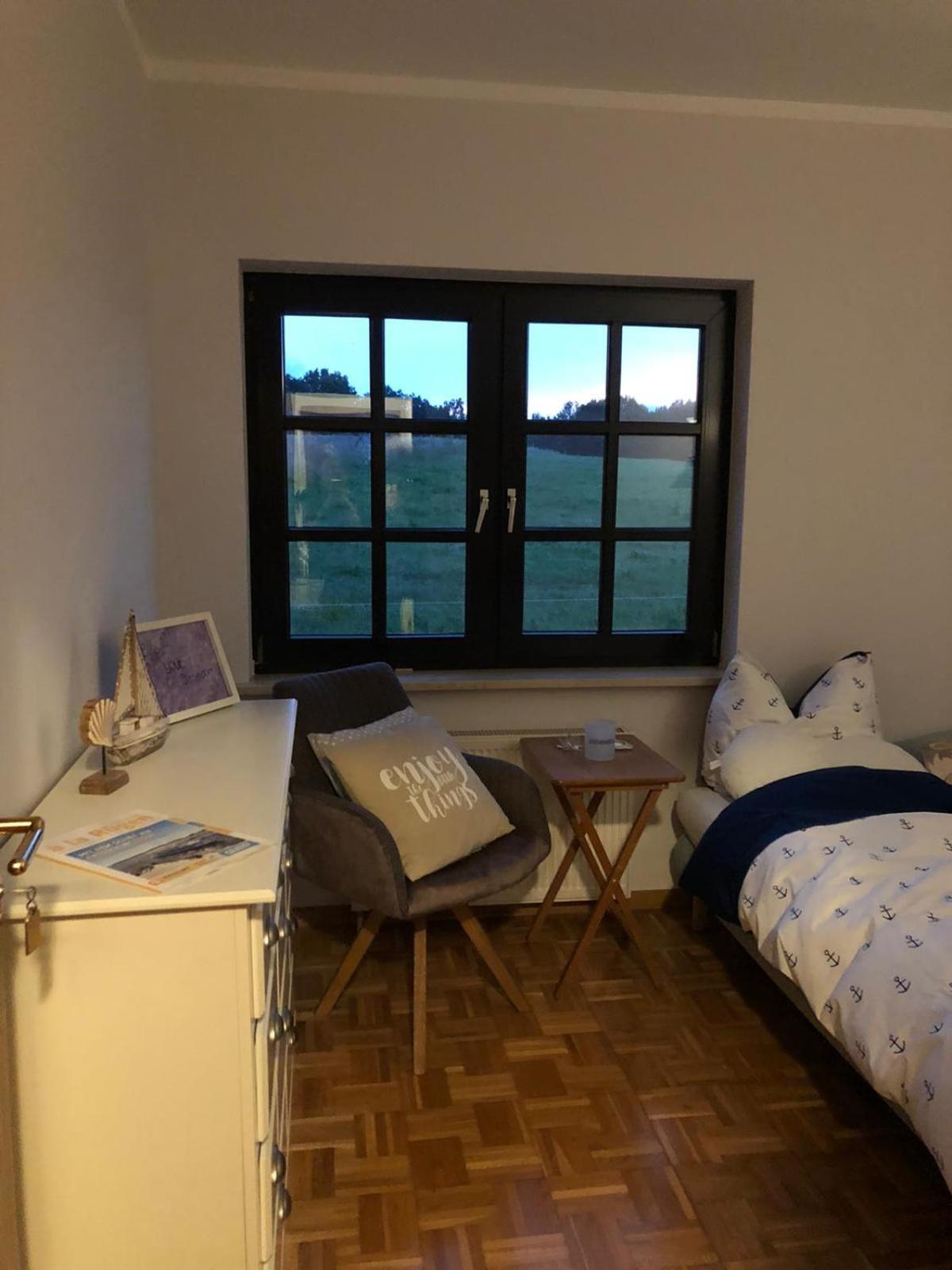 Pension Petersen Bergen Auf Rugen Quarto foto